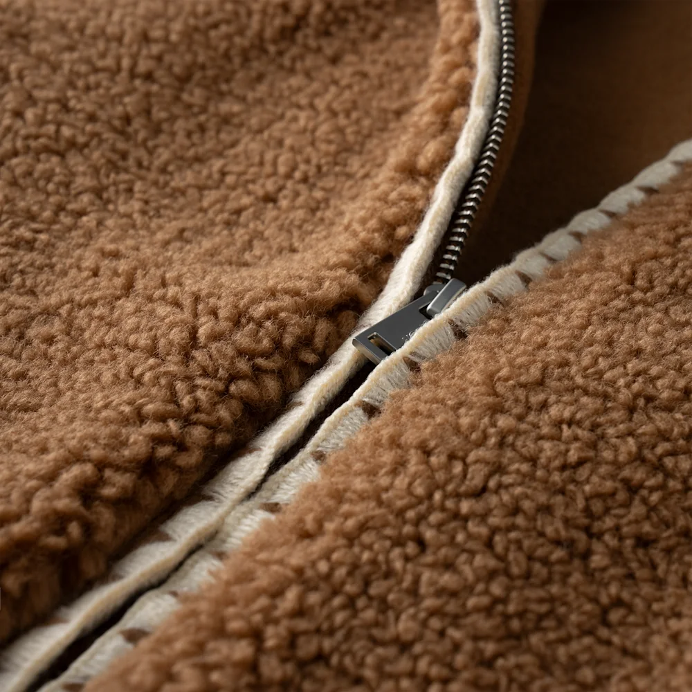 Veste Nikia Crochet en UGGfluff Chestnut vue 3